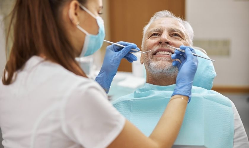 Mamelons Normal on Adult Teeth